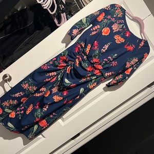 Vince Comuto flower dress